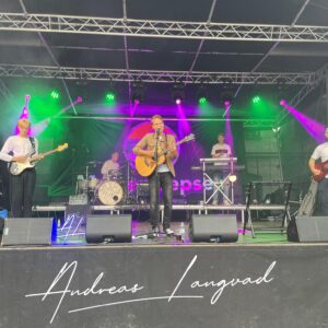 Andreas Langvad & Band - 75 min